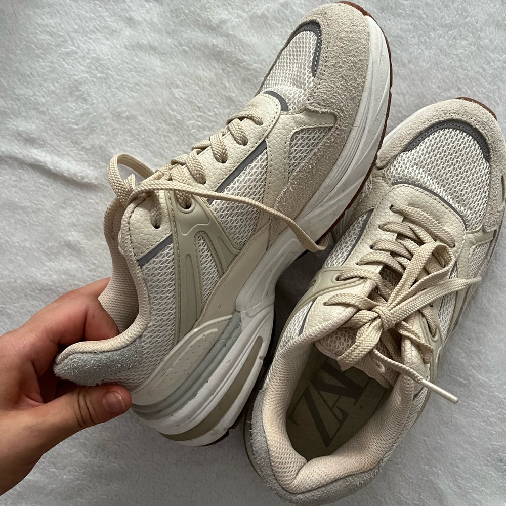 Zara Vintage Athletic Shoes